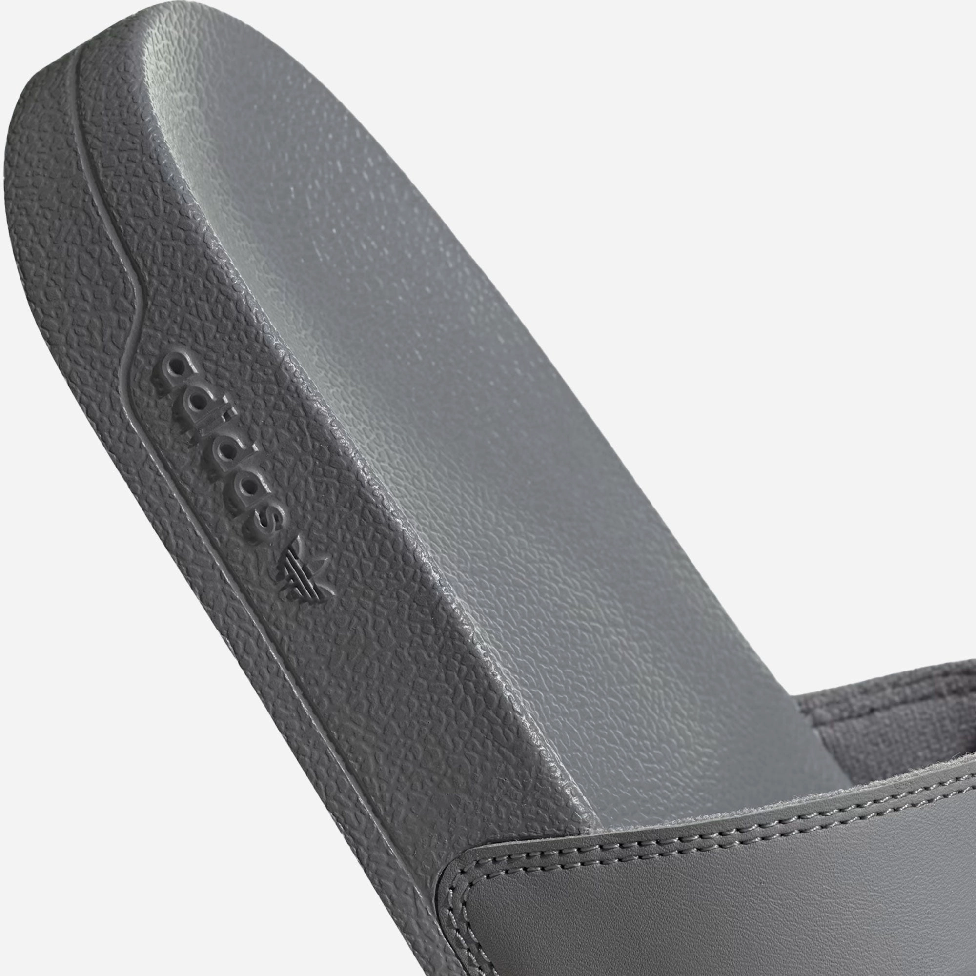 ADIDAS | ADILETTE LITE SLIDES {  GREY/CLOUD WHITE