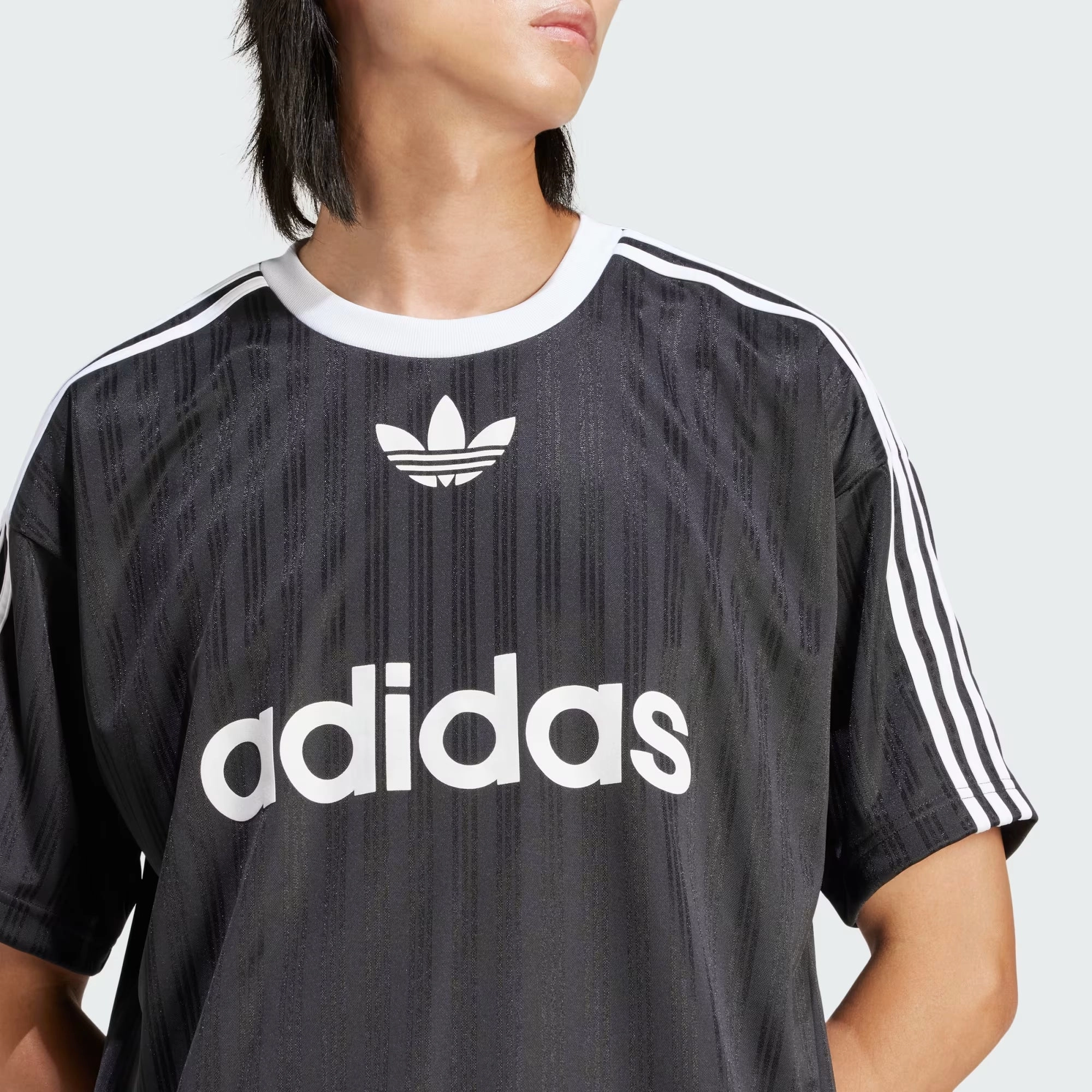 Adidas Originals | ADICOLOR TEE  { BLACK/WHITE