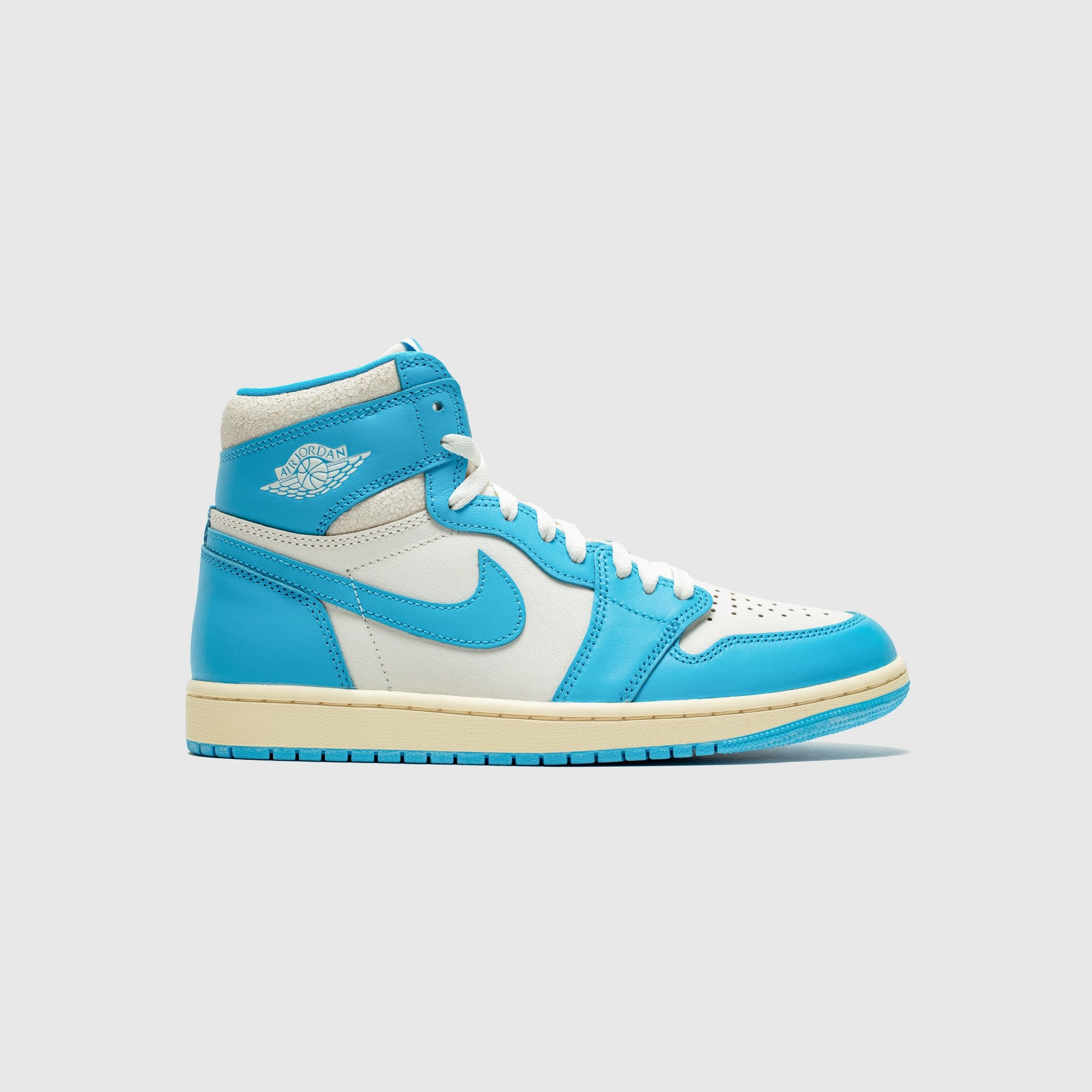 AIR JORDAN 1 RETRO HIGH OG UNC REIMAGINED