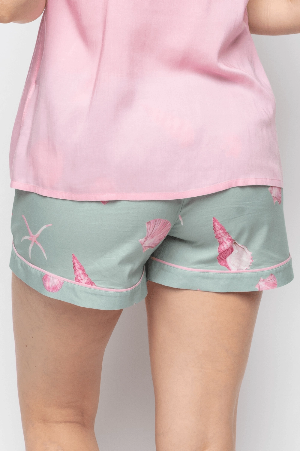 Coral Shell Print Shorts, Size UK 14