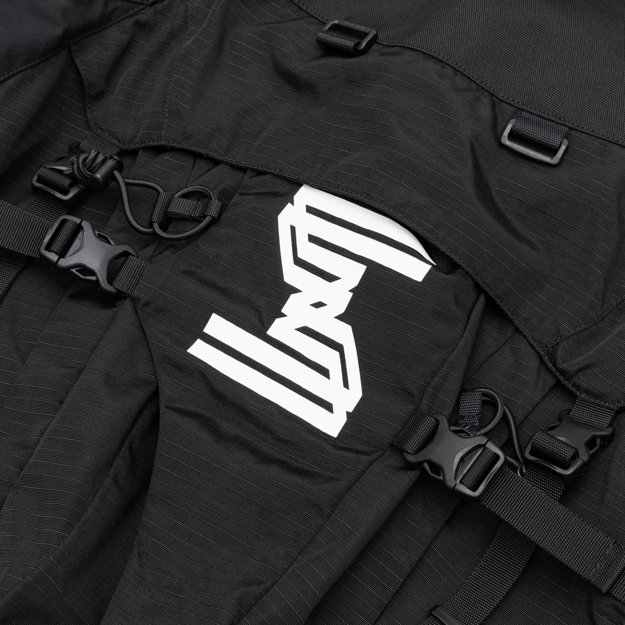 COTTON NYLON RIP-STOP CANVAS JACKET