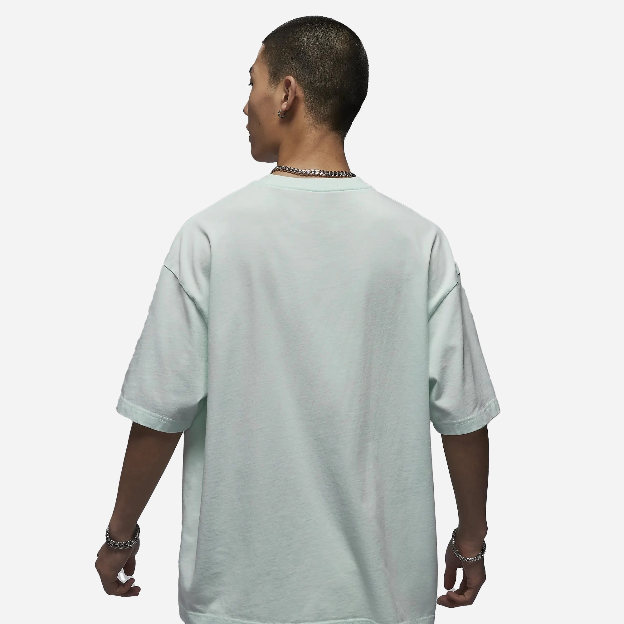 Jordan | FLIGHT ESSENTIALS  { BARELY GREEN