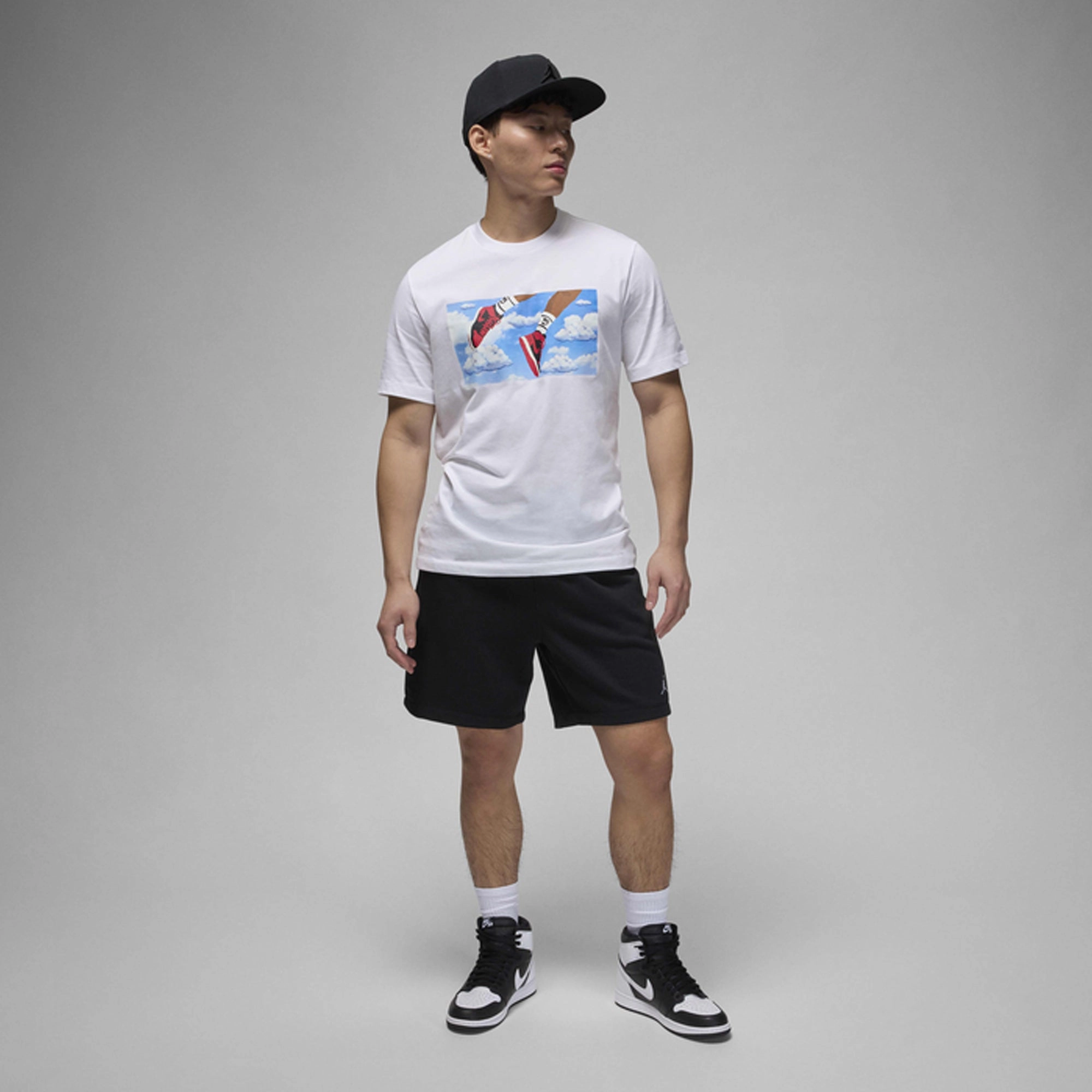 JORDAN | FLIGHT ESSENTIALS { WHITE/BLACK