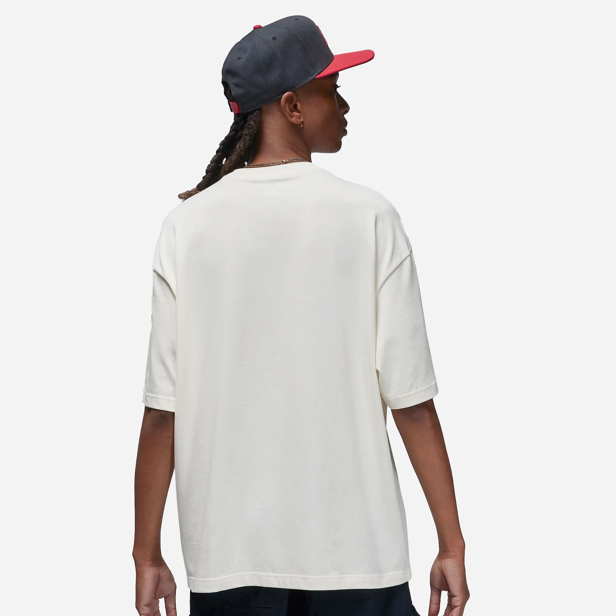 Jordan | FLIGHT ESSENTIALS  { WHITE