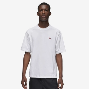 Jordan | SNEAKER PATCH SHORT SLEEVE CREW TEE  { WHITE