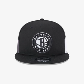 New Era | BROOKLYN NETS MULTI PATCH BLACK 9FIFTY SNAPBACK CAP  { BLACK