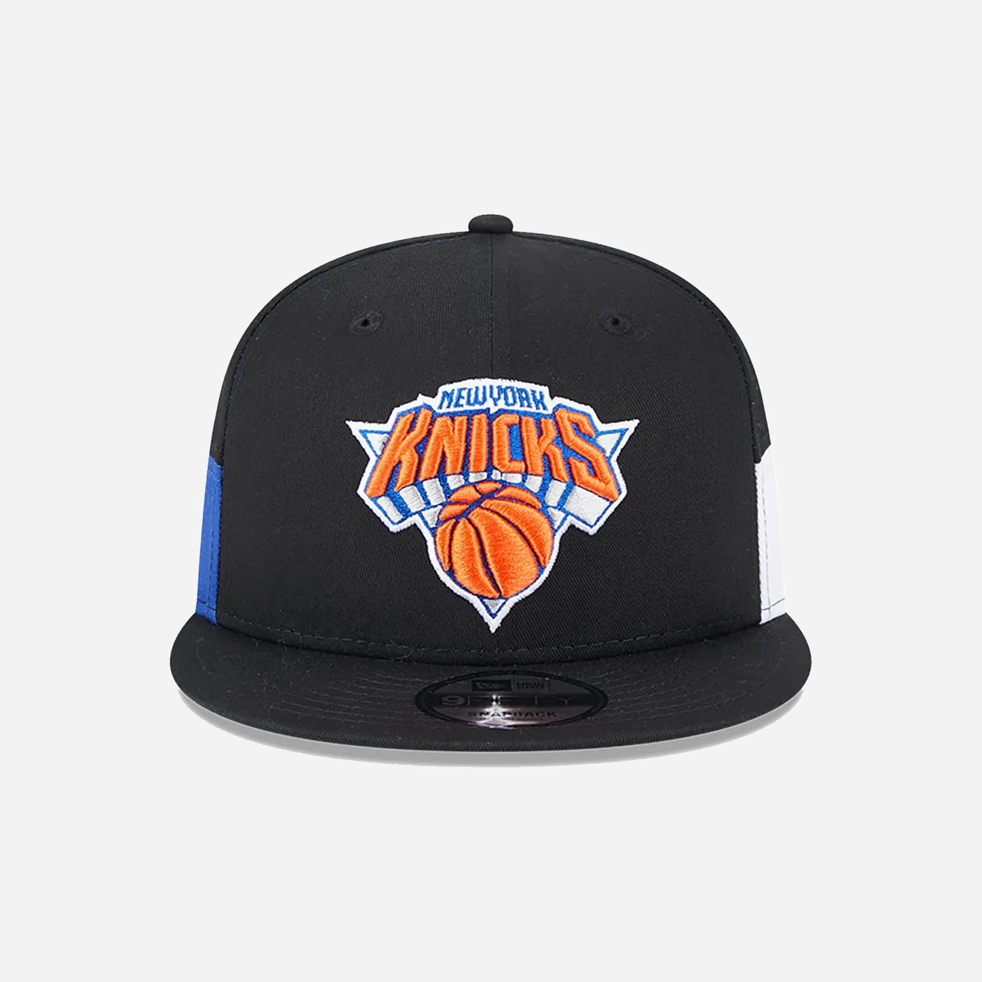 New Era | NEW YORK KNICKS MULTI PATCH BLACK 9FIFTY SNAPBACK CAP  { BLACK