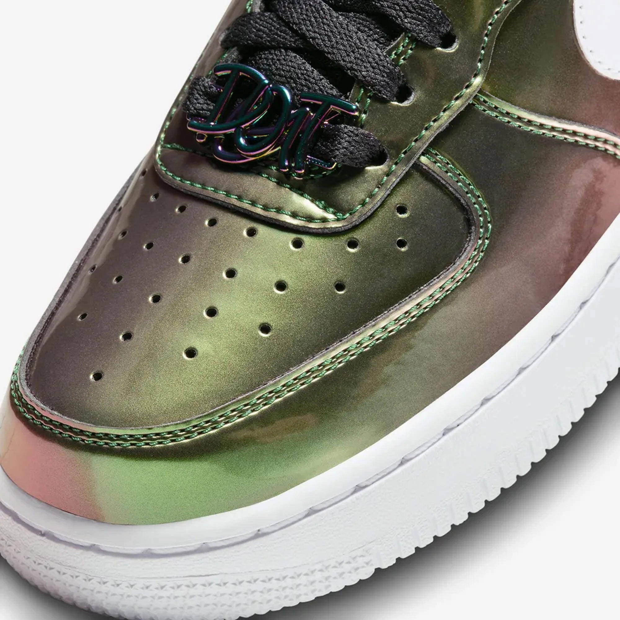 NIKE | AIR FORCE 1 '07 LV8 { BLACK/WHITE-BLACK-WHITE