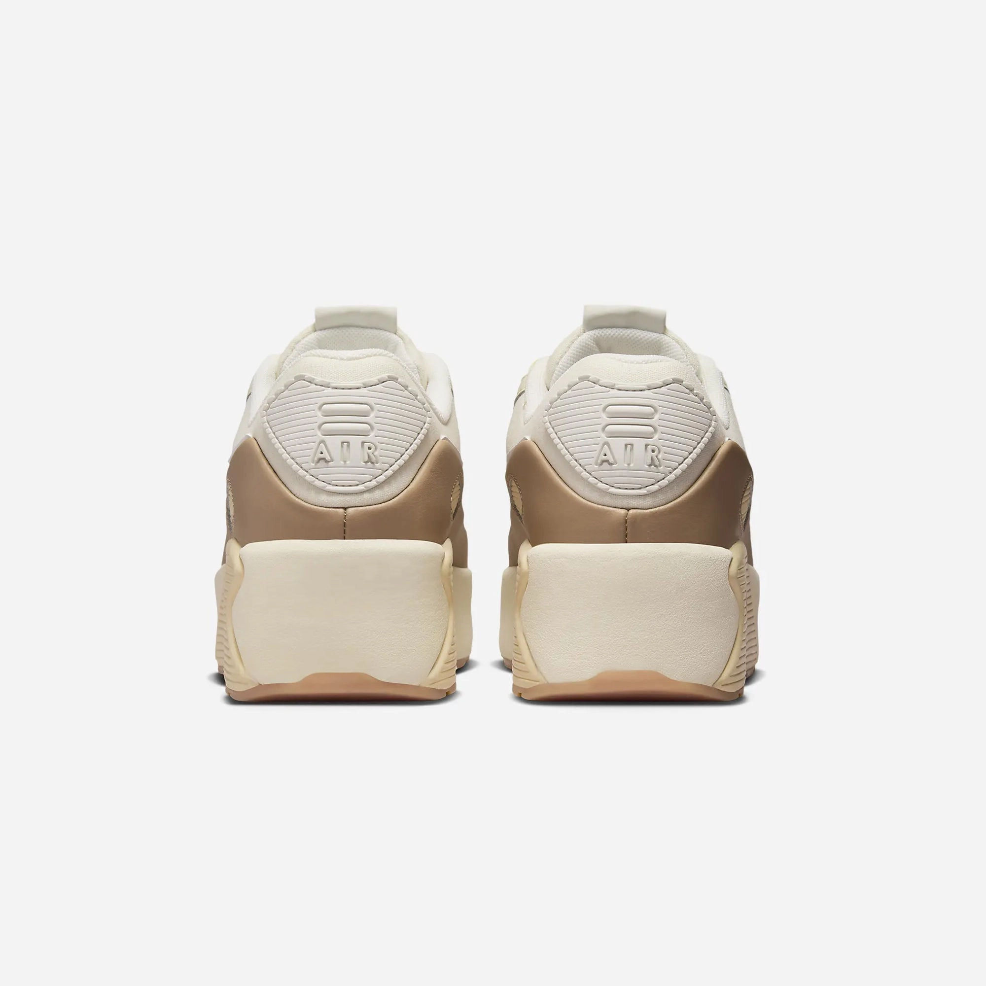 Nike | AIR MAX 90 LV8  { SAIL/WHITE-COCONUT MILK-PALE VANILLA