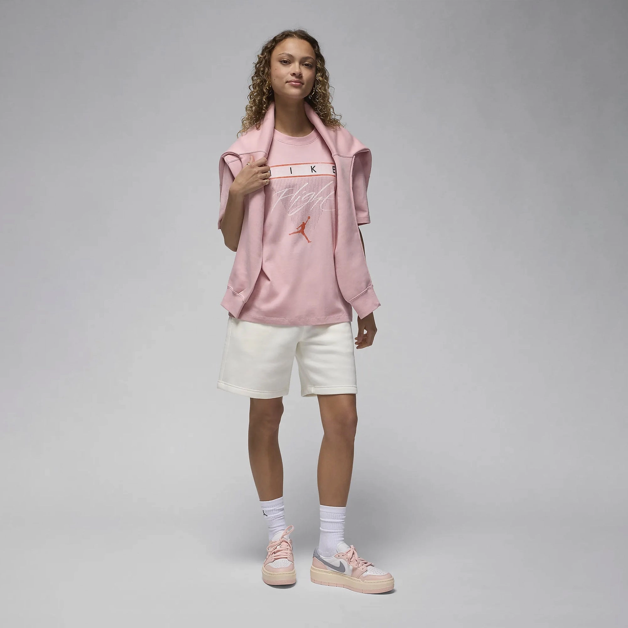 Nike | FLIGHT HERITAGE GRAPHIC TEE  { PINK GLAZE/COSMIC CLAY