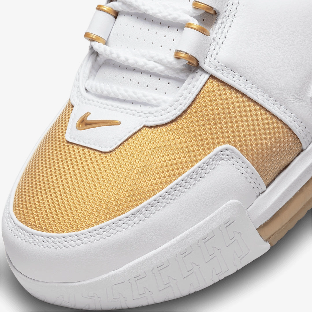 Nike | LEBRON 2 MACCABI  { WHITE/METALLIC GOLD-VARSITY CRIMSON