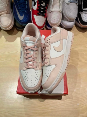 Nike Dunk Low Orange Pearl (Women's) Sz 11W/9.5M.