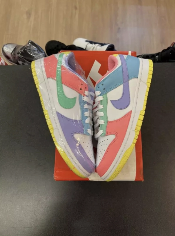 Nike Dunk Low SE Easter Candy (W)