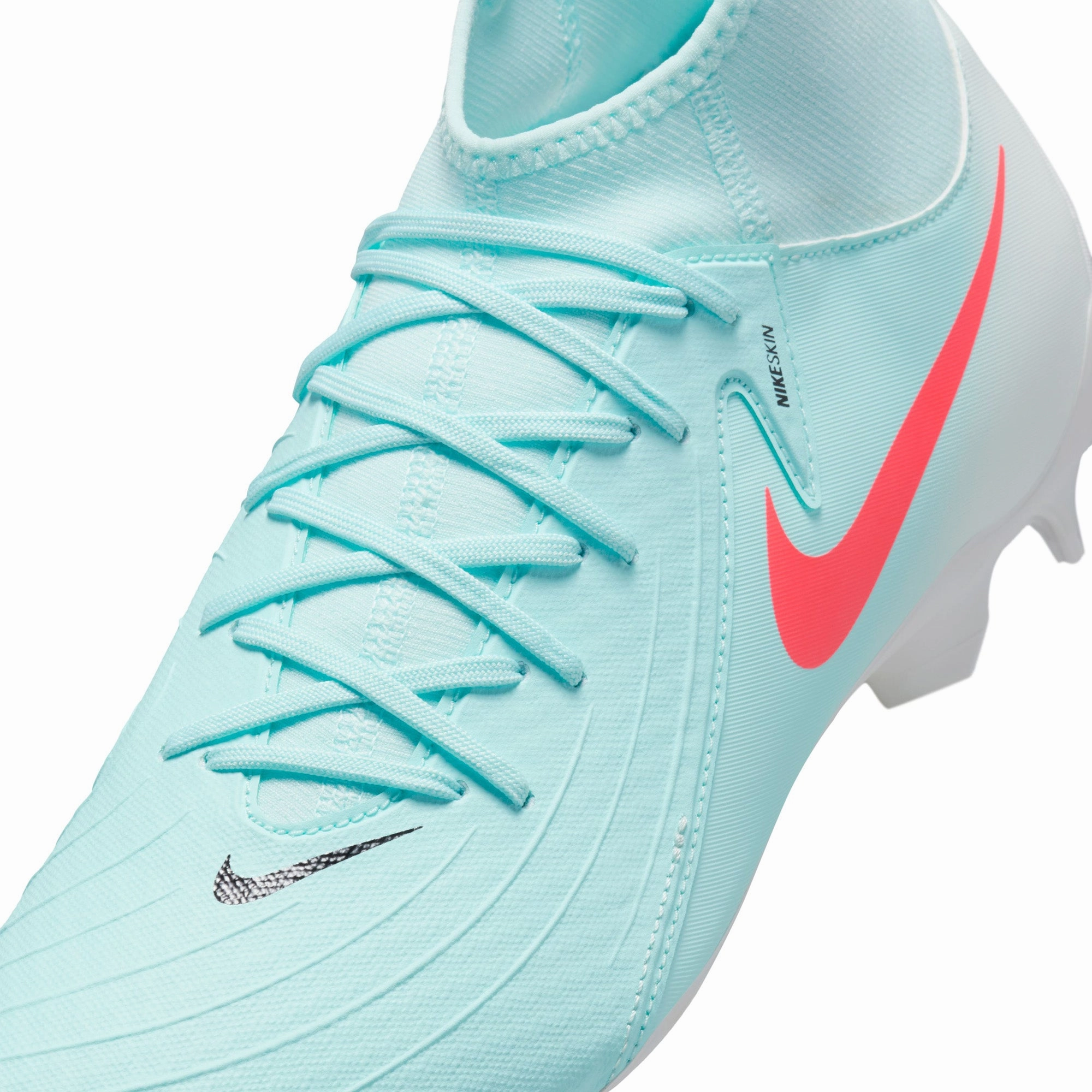Nike Phantom Luna 2 Academy MG High Top Soccer Cleats