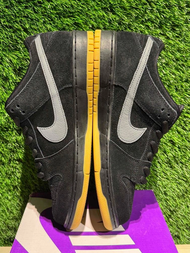 Nike SB Dunk Low Fog Sz 10M.
