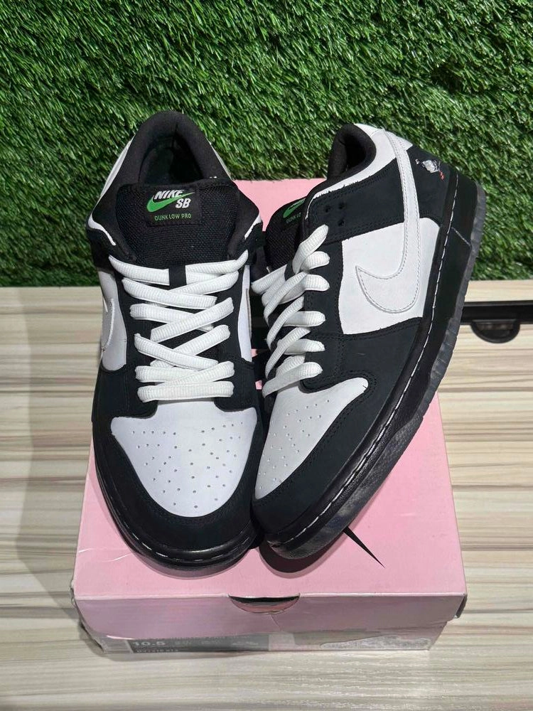 Nike SB Dunk Low Staple Panda Pigeon Sz 10.5..