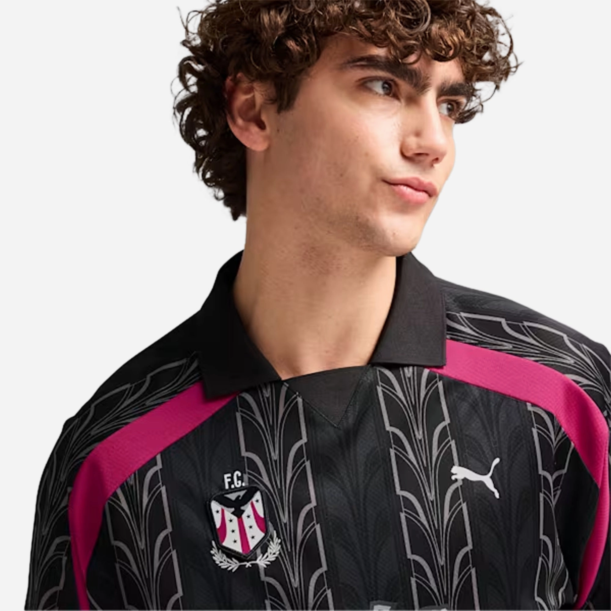 PUMA | X MAS TIEMPO RELAXED FIT JERSEY { BLACK/PINK