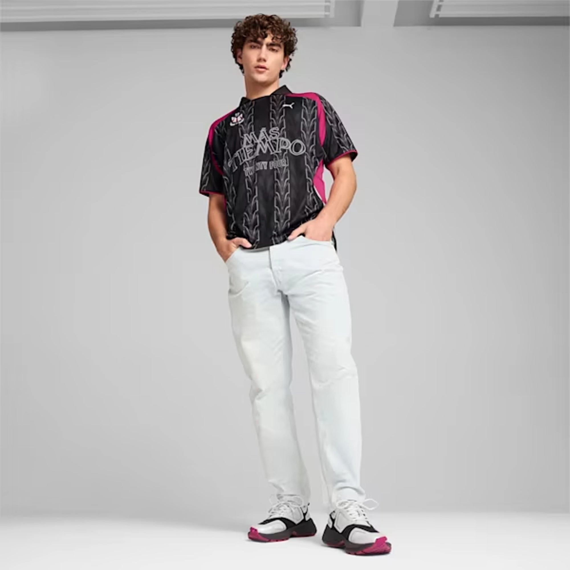 PUMA | X MAS TIEMPO RELAXED FIT JERSEY { BLACK/PINK