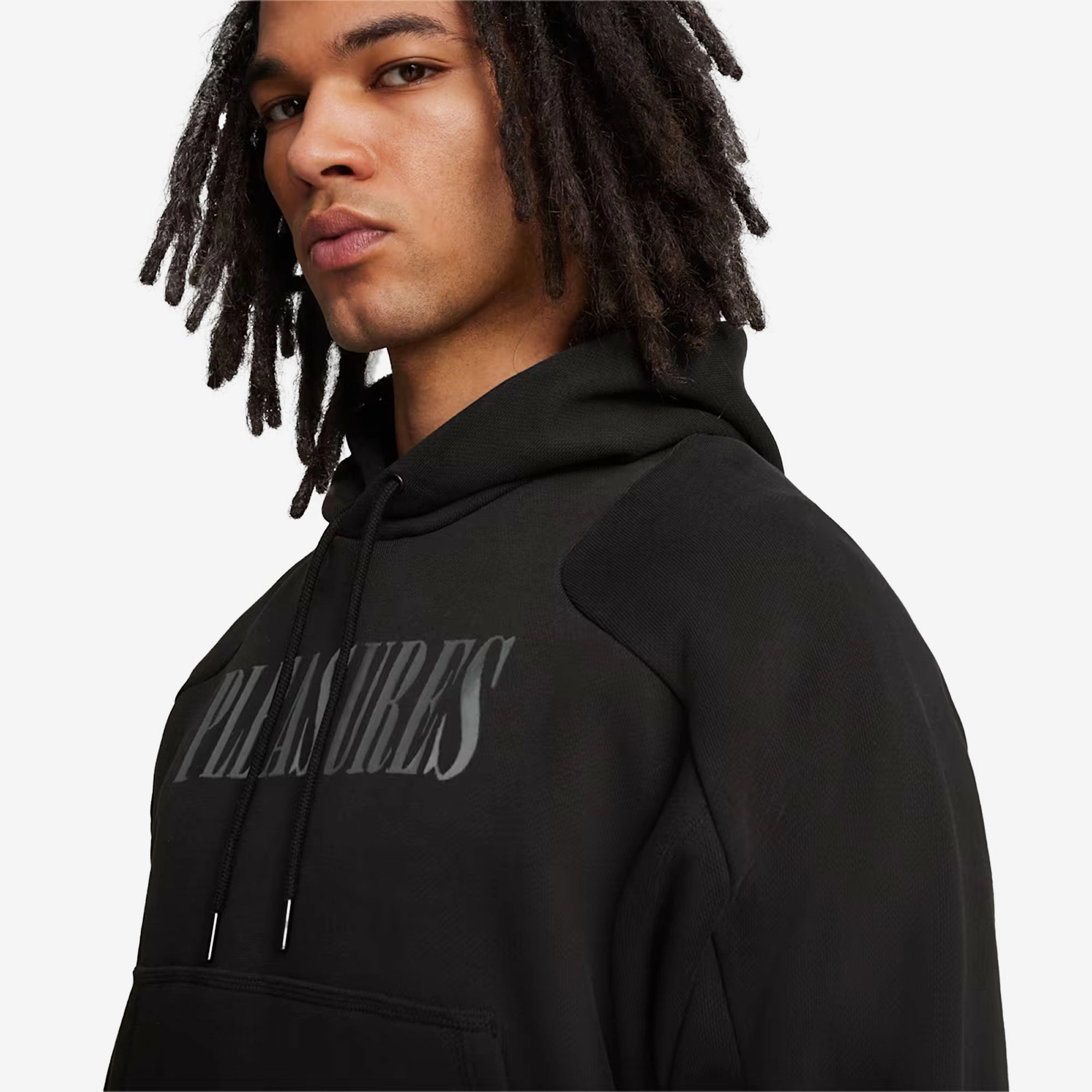 Puma | x PLEASURES HOODIE  { BLACK