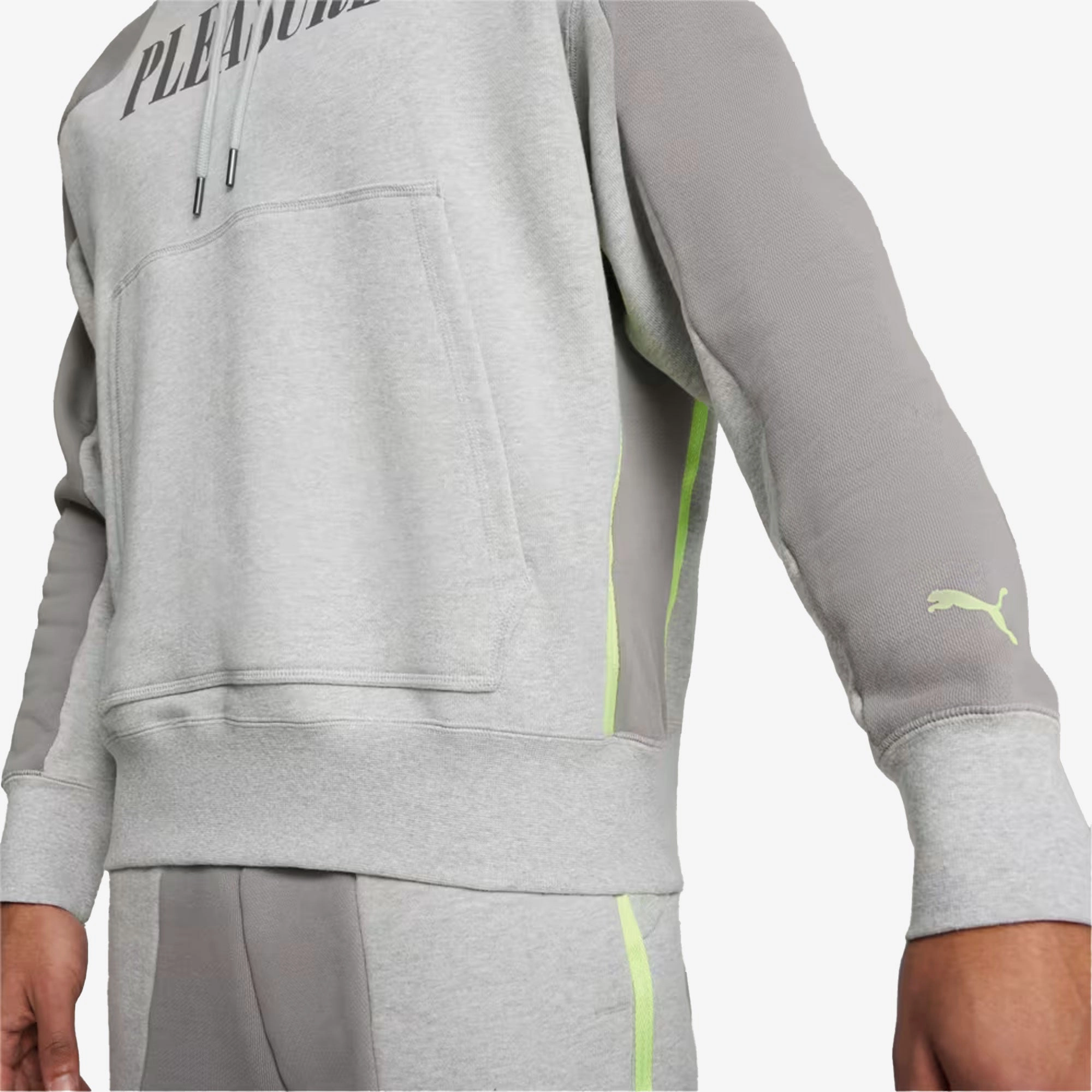 Puma | x PLEASURES HOODIE  { LIGHT GRAY HEATHER