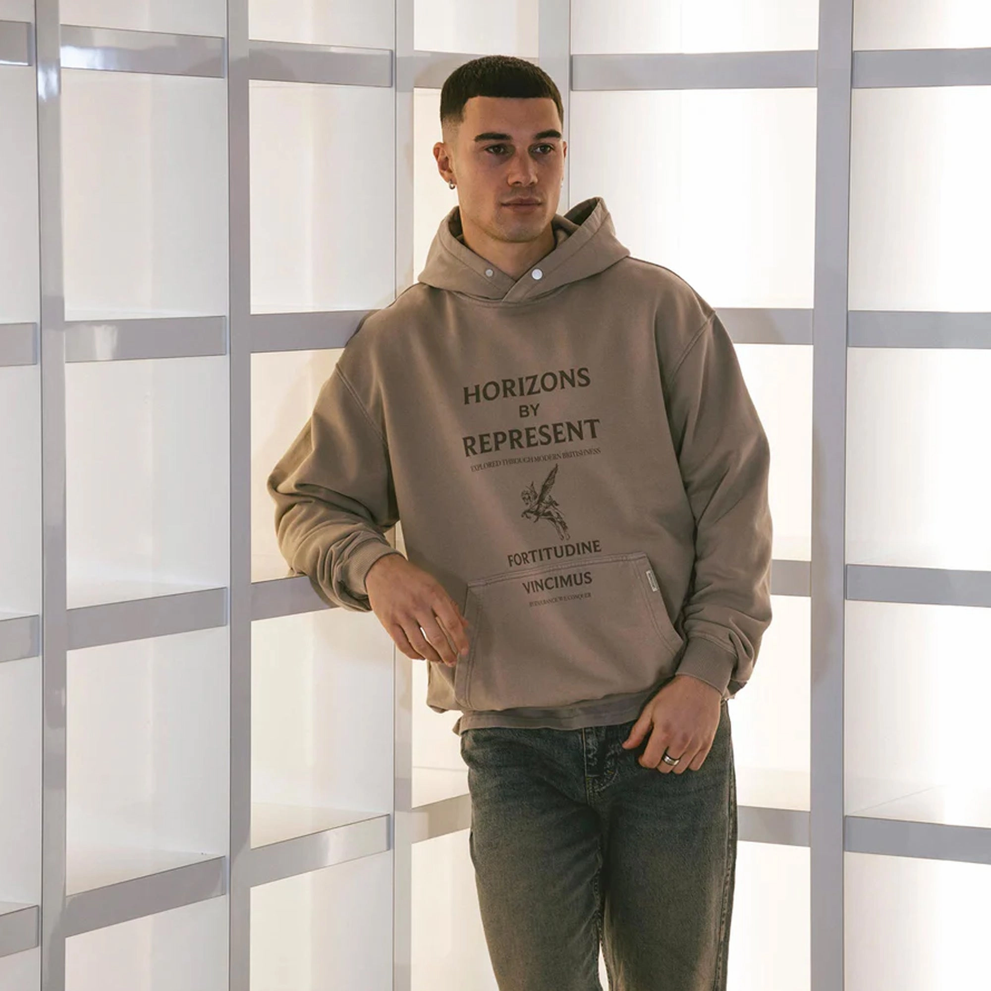 Represent | HORIZONS HOODIE  { TAUPE