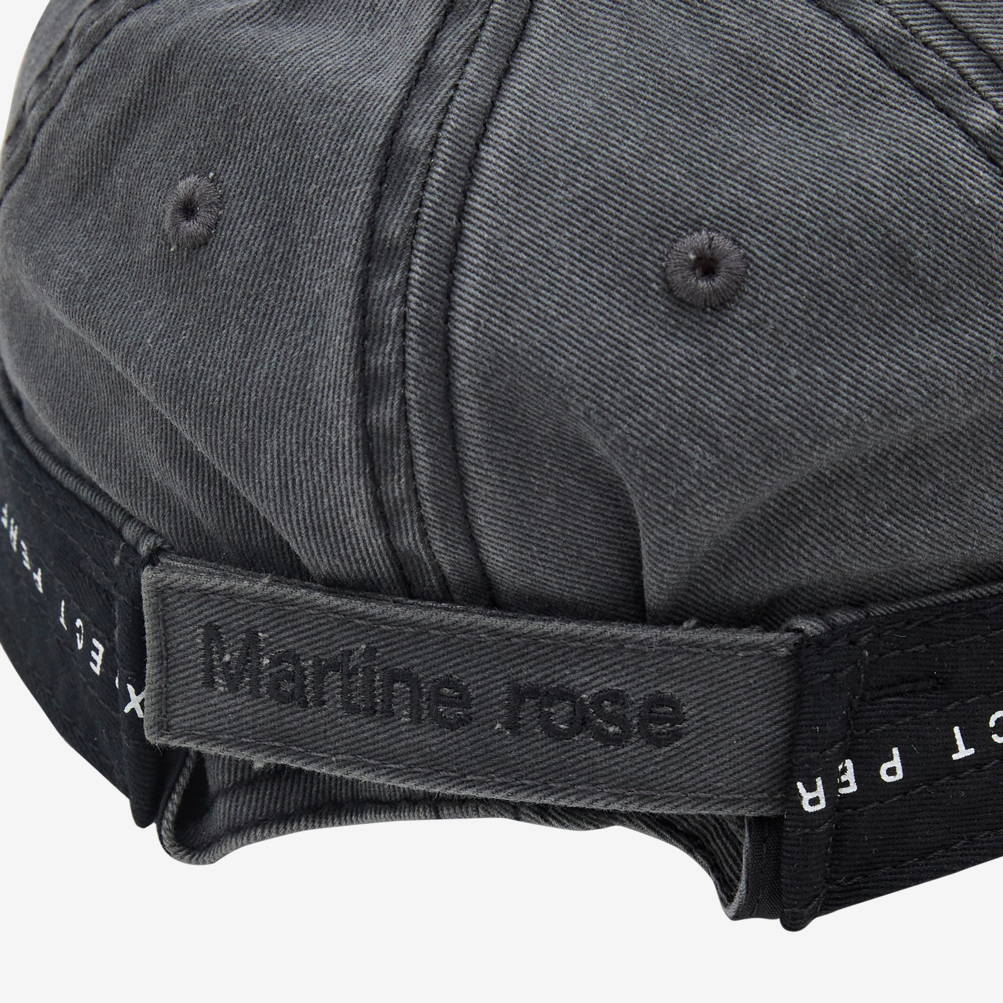Roll Back Cap Grey | Red