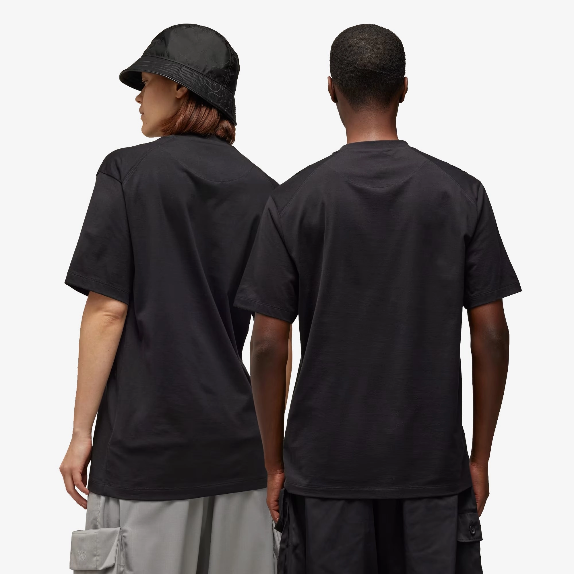 Y-3 | GRAPHIC SHORT SLEEVE TEE  { BLACK