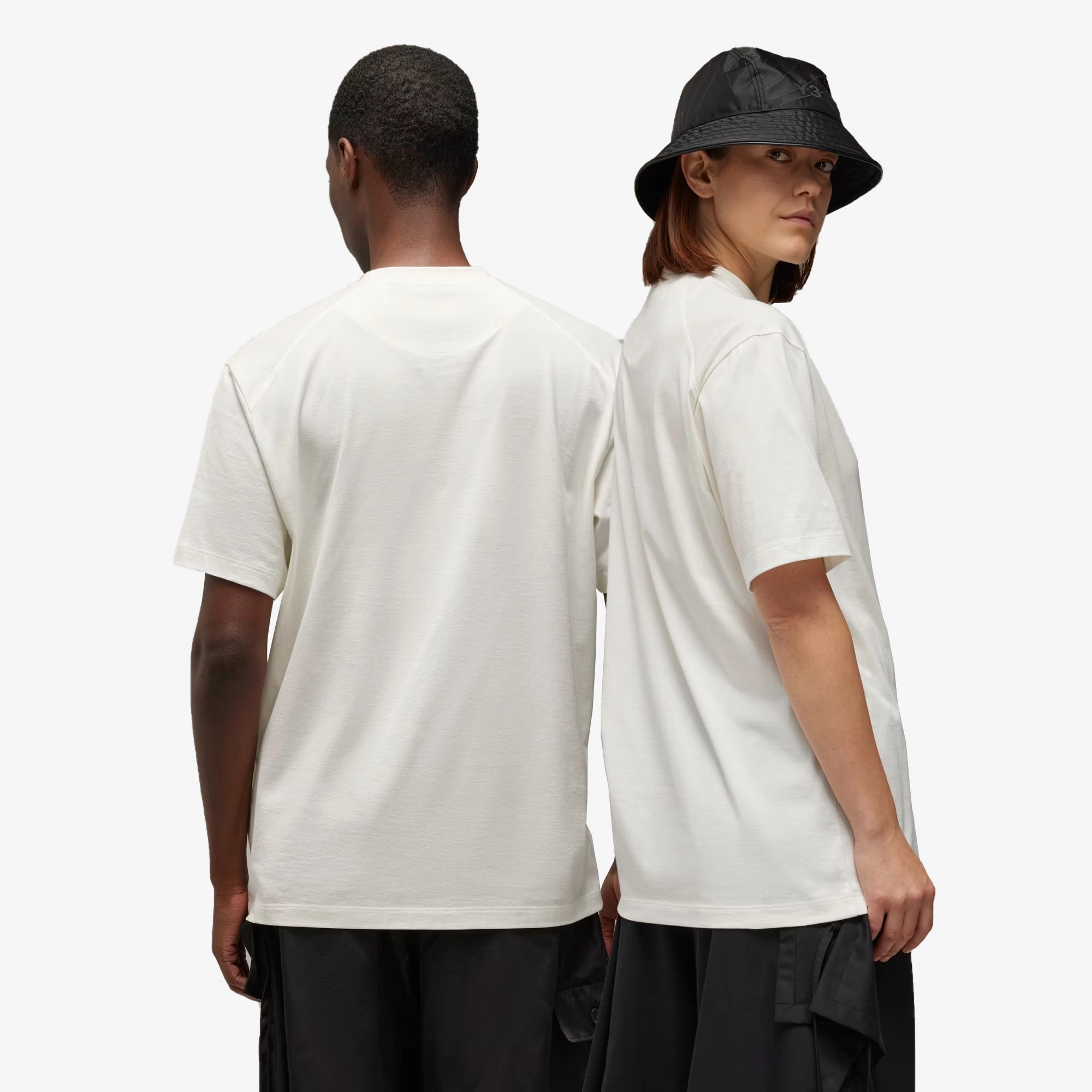 Y-3 | GRAPHIC SHORT SLEEVE TEE  { OWHITE