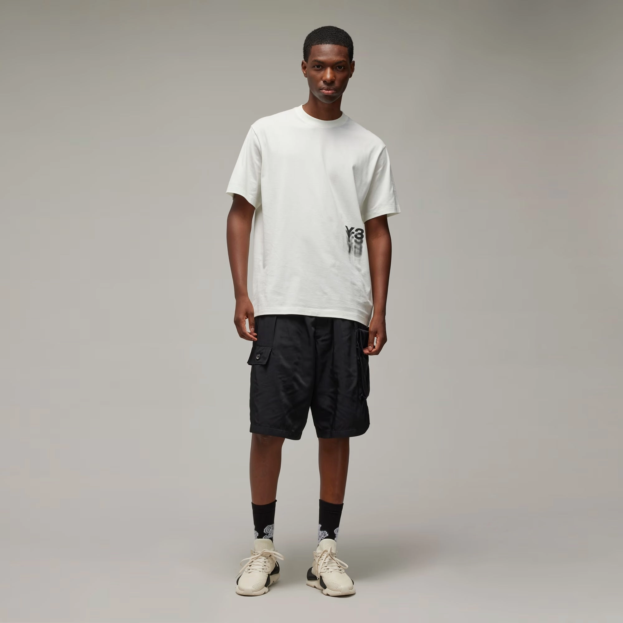 Y-3 | GRAPHIC SHORT SLEEVE TEE  { OWHITE